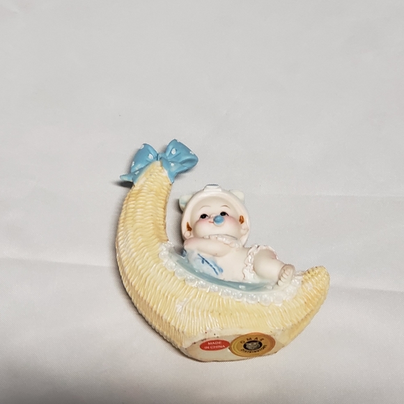 New born souvenir for a mom to be or for a couple - Picture 2 of 2